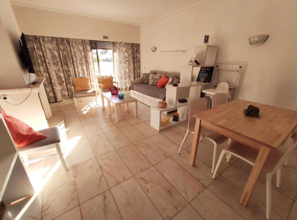 Apartamento Oura T1 Beach 200M Албуфейра Екстер'єр фото